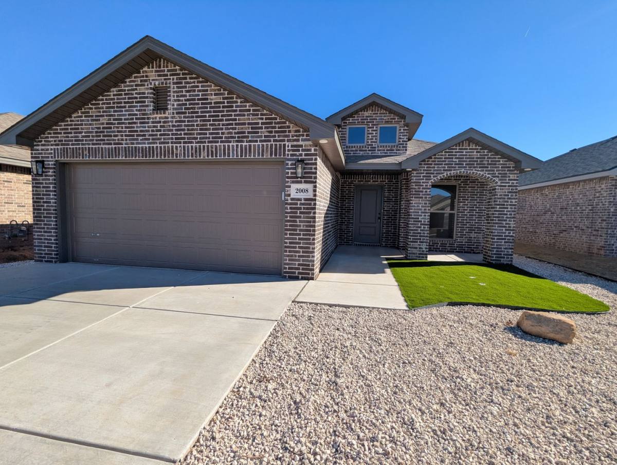 House for rent at 2008 Cottonwood Ave, Wolfforth, TX 79382