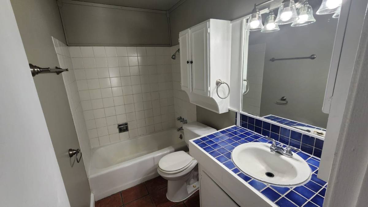 Condo for rent at 1304 Summit St, Austin, TX 78741