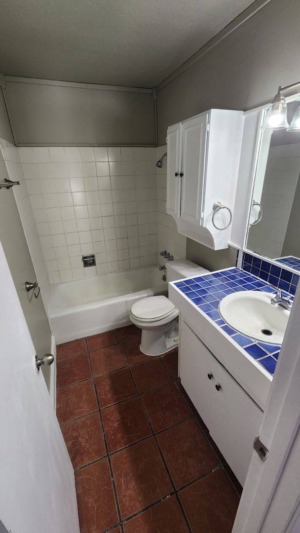 Condo for rent at 1304 Summit St, Austin, TX 78741
