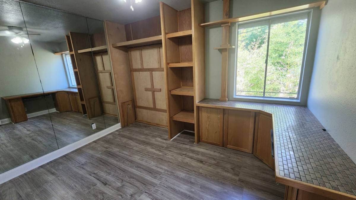 Condo for rent at 1304 Summit St, Austin, TX 78741