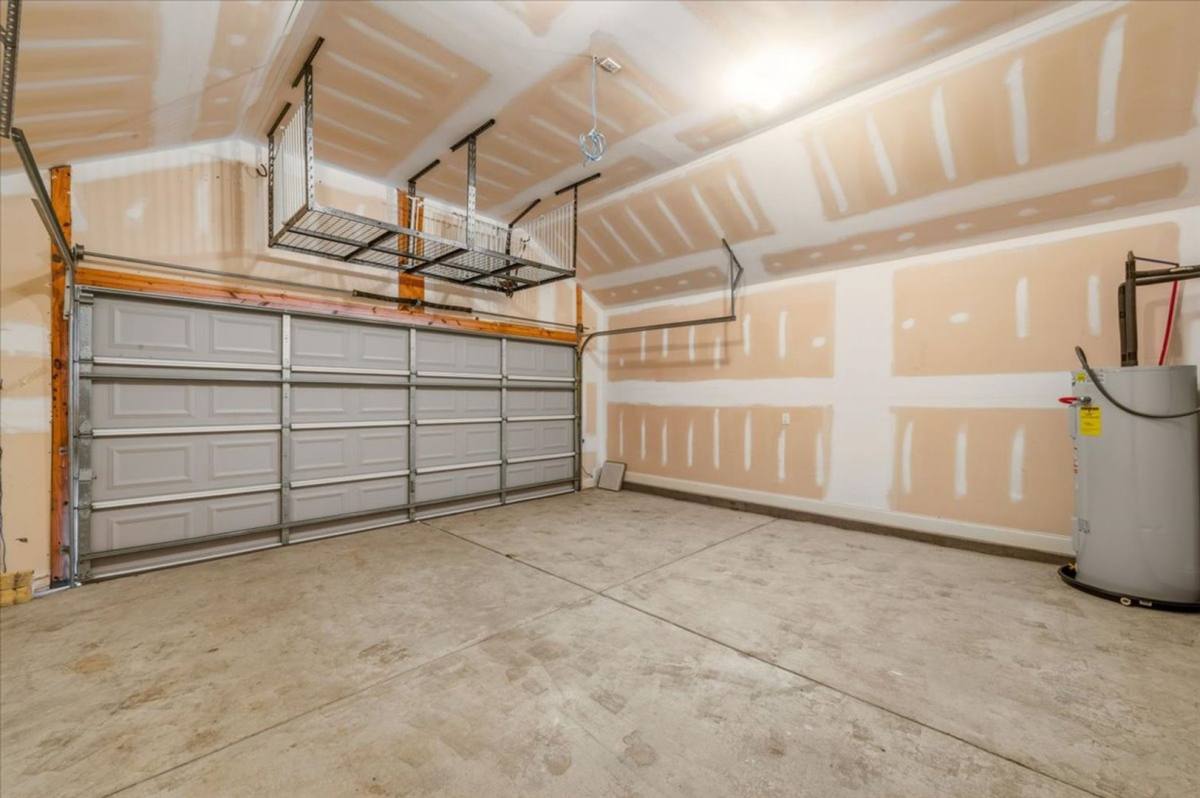 House for rent at 102 Old Mill Rd, Guyton, GA 31312