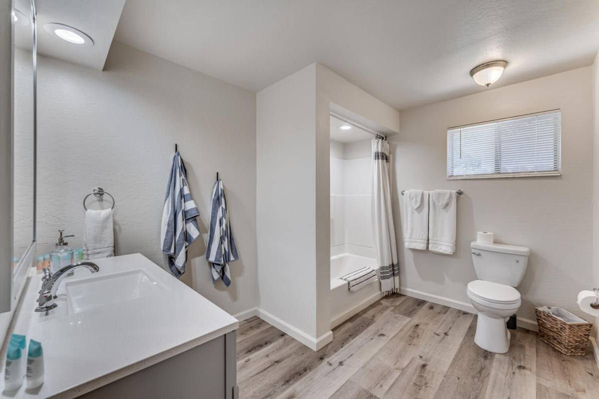 Apartment for rent at 1630 Plumas St, Reno, NV 89509