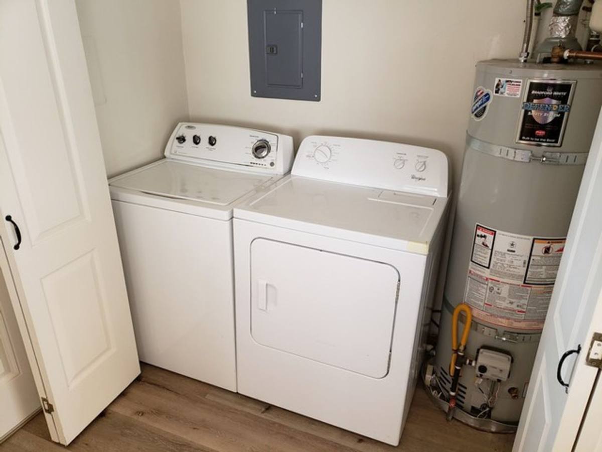 Apartment for rent at 1630 Plumas St, Reno, NV 89509