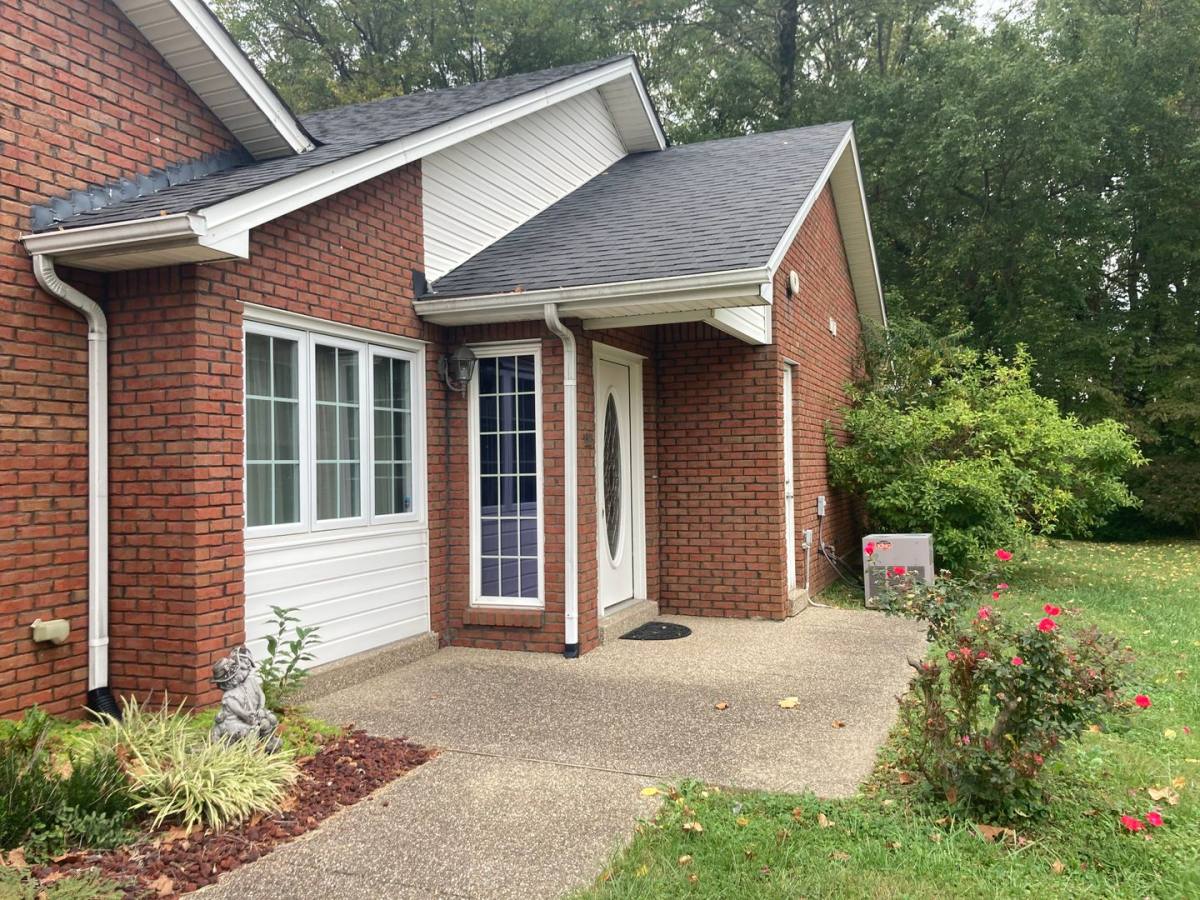 Townhouse for rent at 106-A Walnut Trace Circle, Elizabethtown, KY 42701
