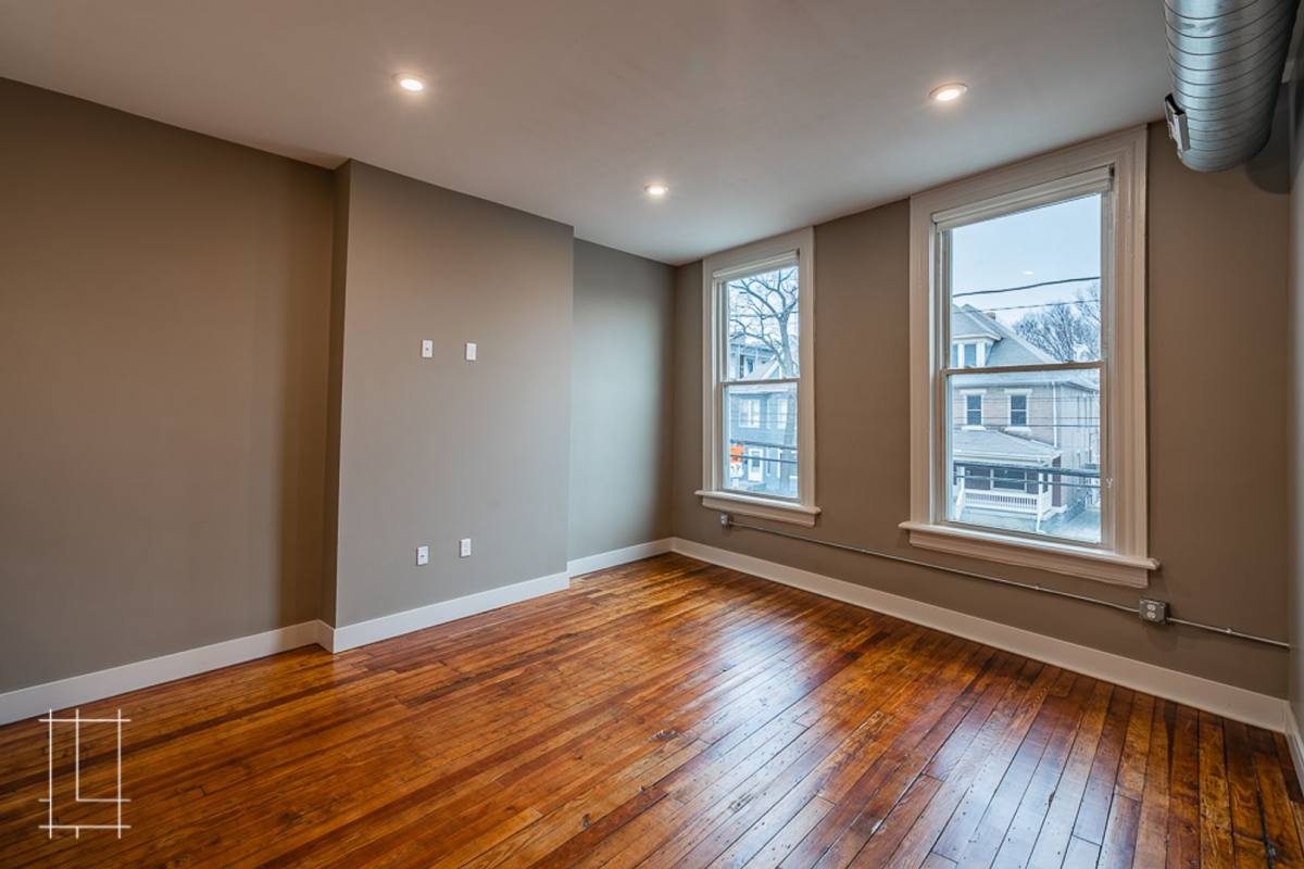 Apartment for rent at 245 King Ave, Columbus, OH 43201