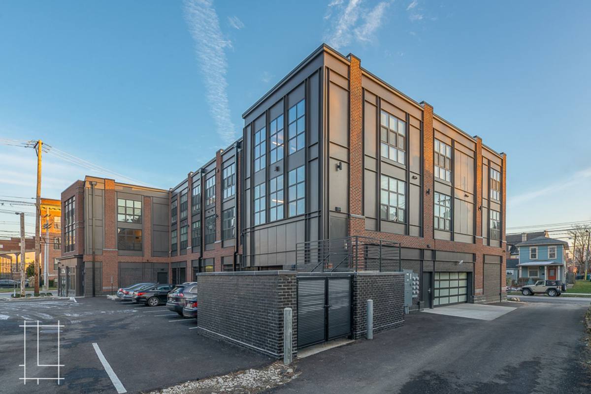 Apartment for rent at 200 E 1st Ave, Columbus, OH 43201