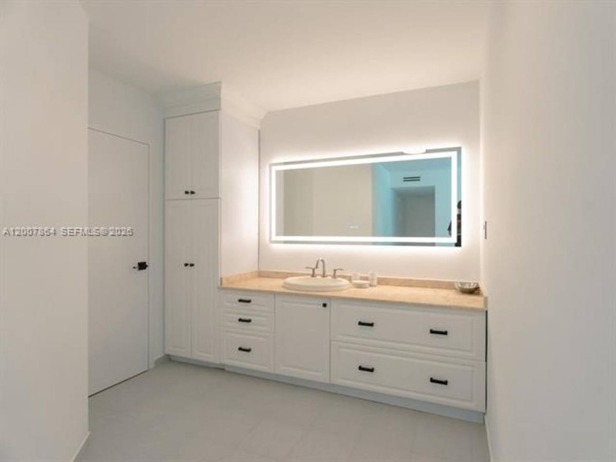 Apartment for rent at 9225 Collins Ave, Miami Beach, FL 33154