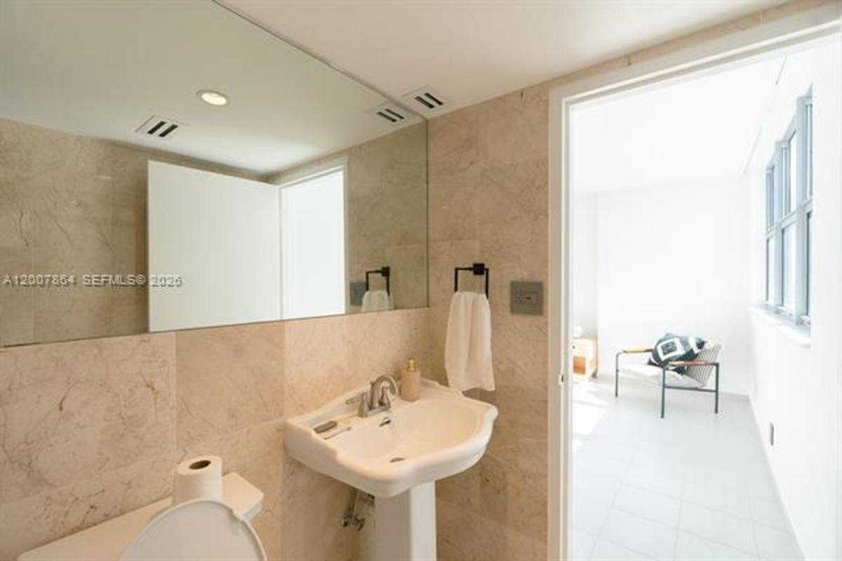 Apartment for rent at 9225 Collins Ave, Miami Beach, FL 33154