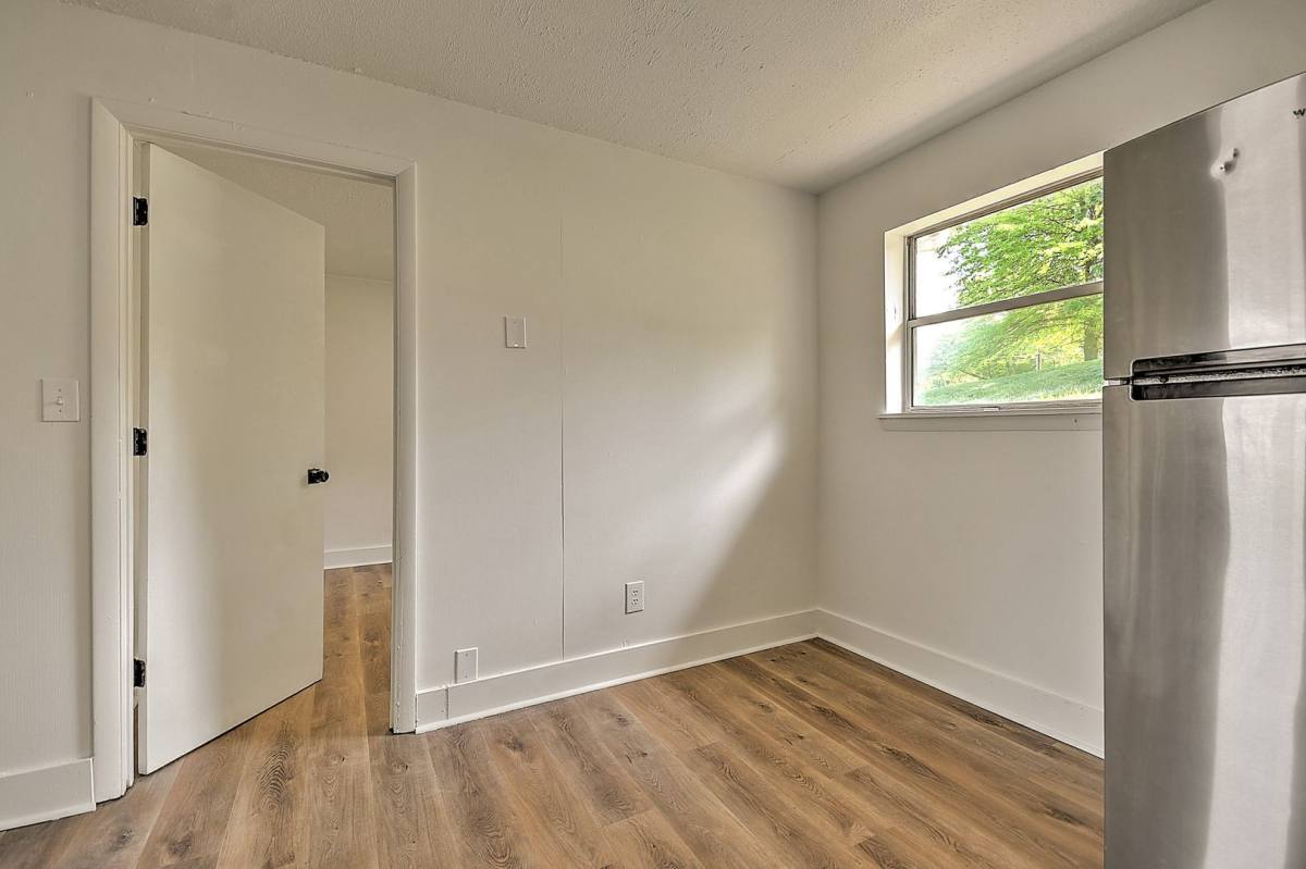 Apartment for rent at 716 W G St, Elizabethton, TN 37643