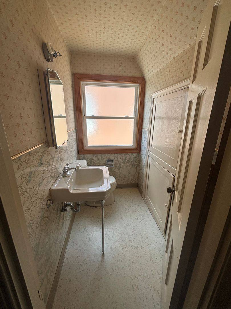 House for rent at 4544 Turney Rd, Cleveland, OH 44105