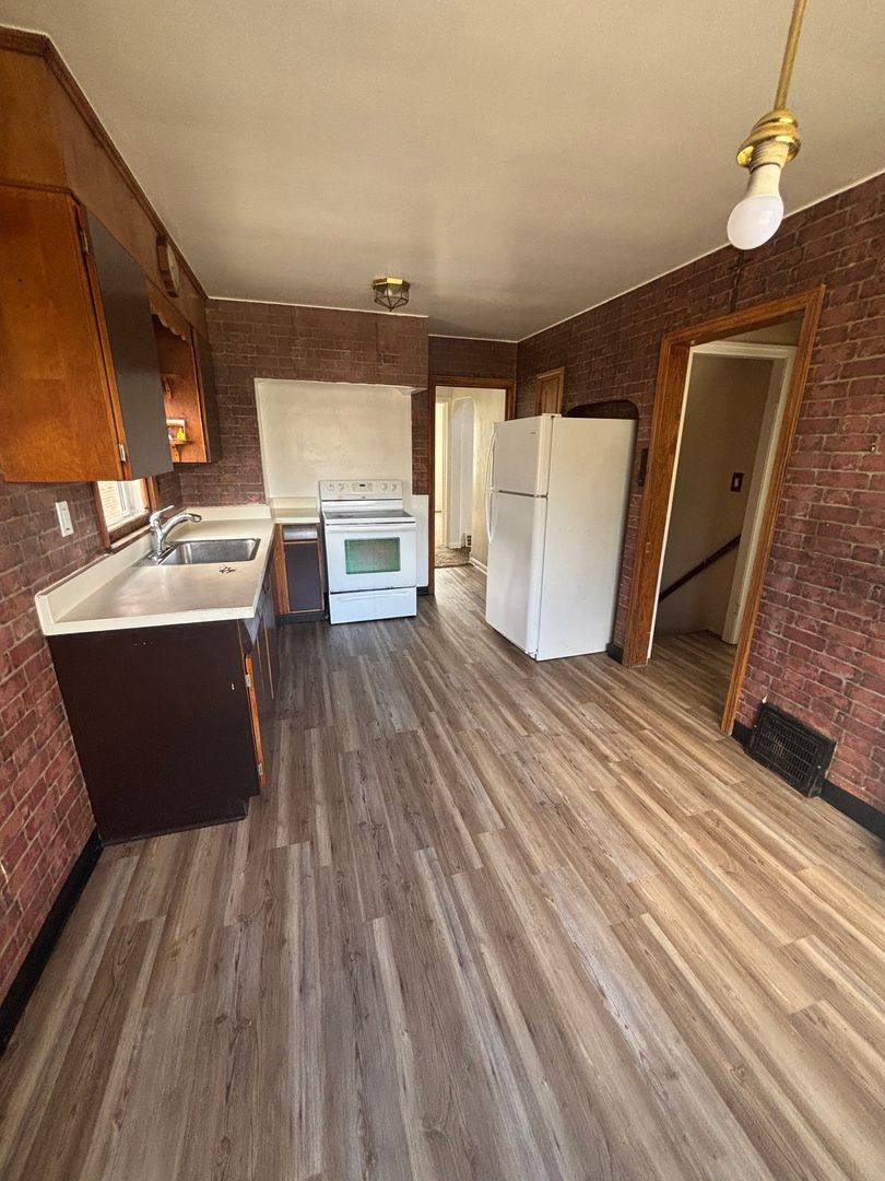 House for rent at 4544 Turney Rd, Cleveland, OH 44105