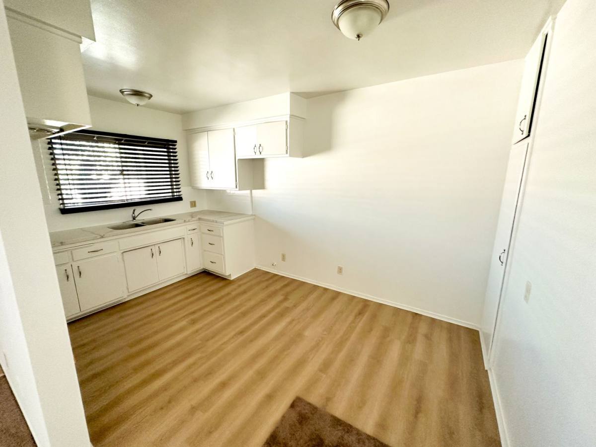 Apartment for rent at 1069 Browning Blvd, Los Angeles, CA 90037