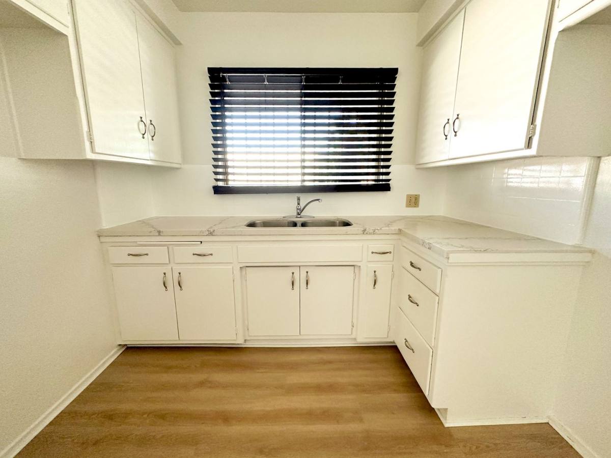 Apartment for rent at 1069 Browning Blvd, Los Angeles, CA 90037