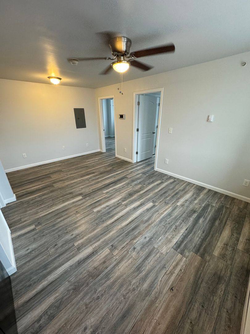 Apartment for rent at 103 E Main St, Walnutport, PA 18088
