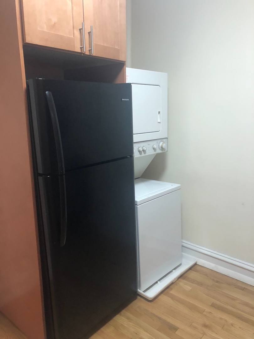 Apartment for rent at 2826 Monument Ave, Richmond, VA 23221