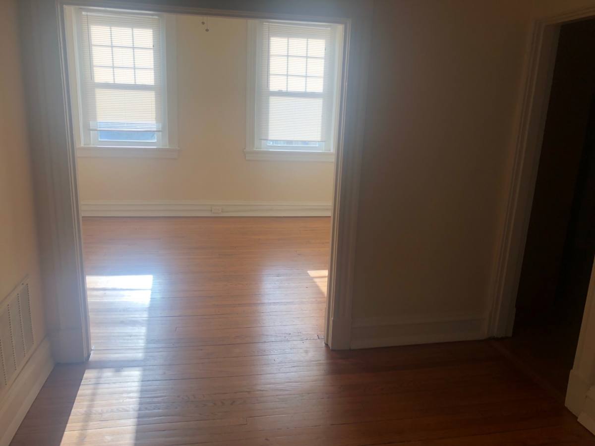 Apartment for rent at 2826 Monument Ave, Richmond, VA 23221