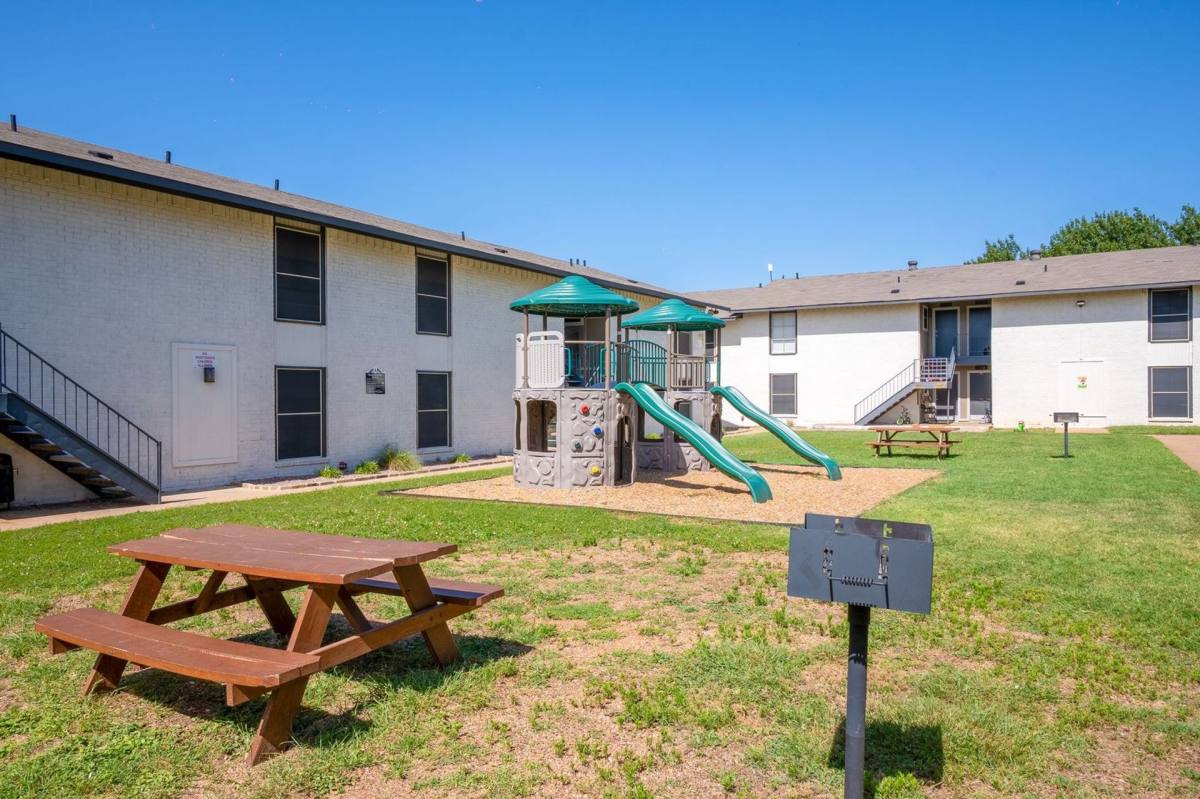 Apartment for rent at 1605 S Cooper St, Arlington, TX 76010