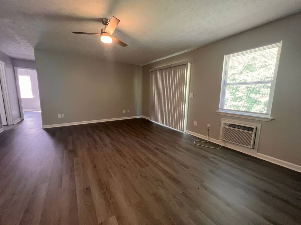 Apartment for rent at 112-114 Swanee Lane, Carthage, TN 37030