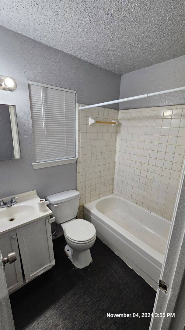 Apartment for rent at 5424 -26 Helmick Ave, Fort Worth, TX 76107