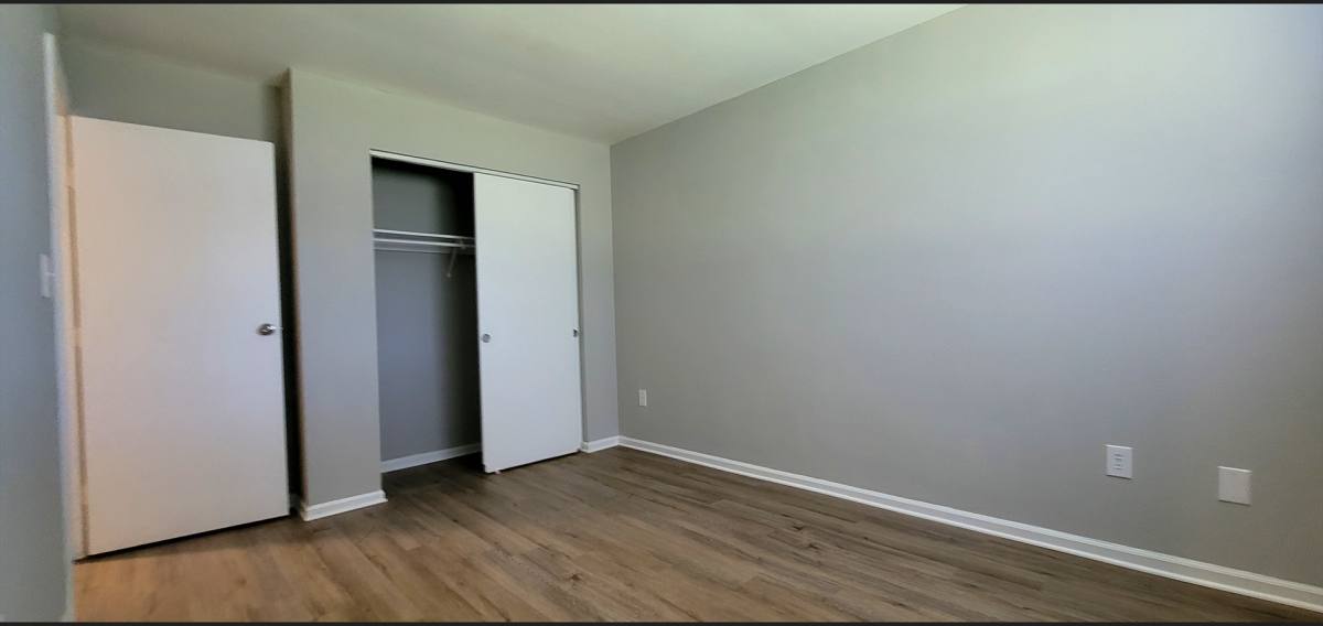 Apartment for rent at 3030-3032 Creekview Circle, Dayton, OH 45414