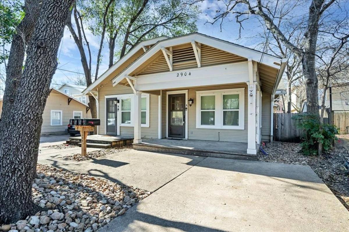 Townhouse for rent at 2904 Pearl St #A, Austin, TX 78705