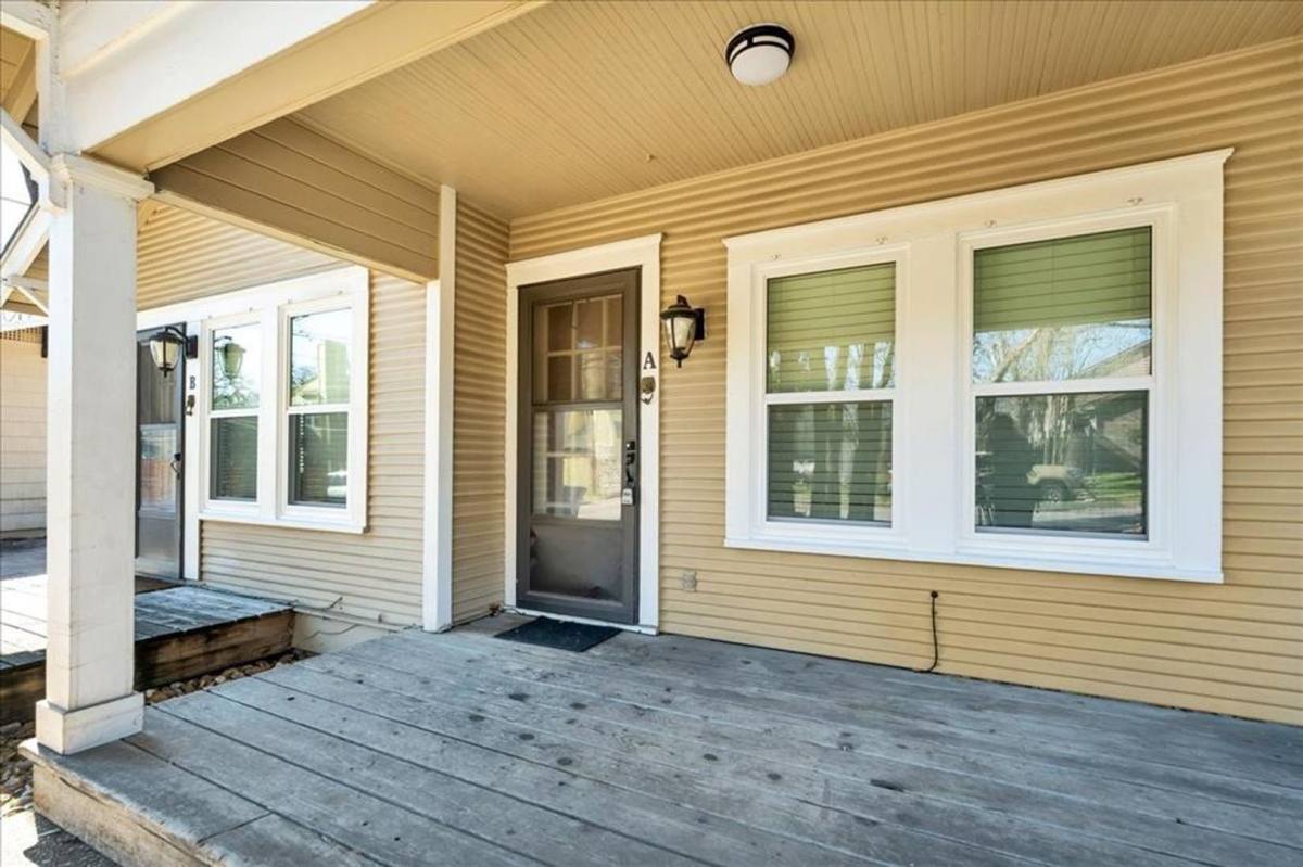 Townhouse for rent at 2904 Pearl St #A, Austin, TX 78705