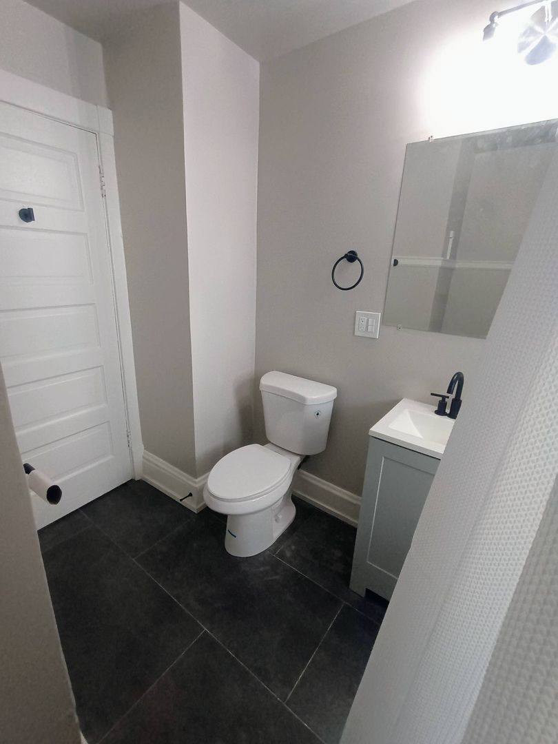 Townhouse for rent at 1822 N Warren Ave, Milwaukee, WI 53202