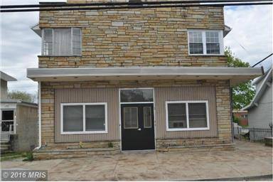 Apartment for rent at 1232 N Main St, Hampstead, MD 21074