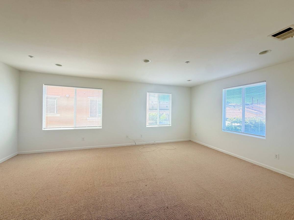 Apartment for rent at 3317 Del Mar Ave, Rosemead, CA 91770