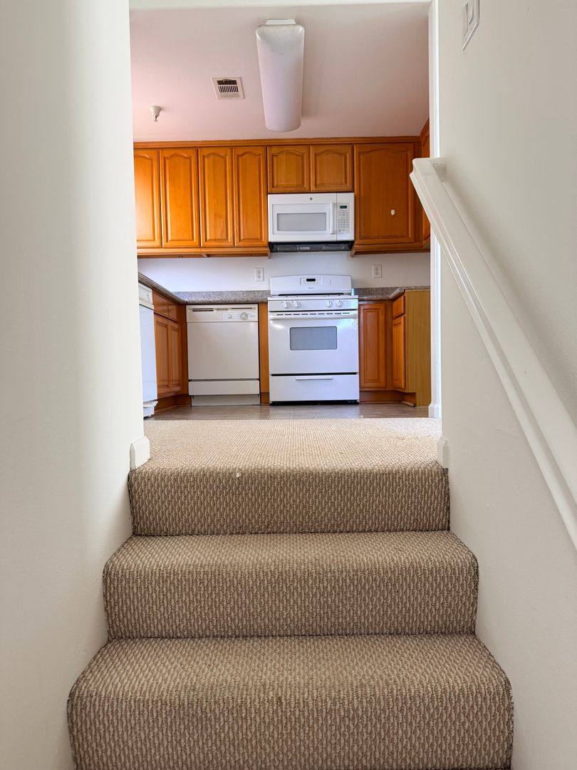 Apartment for rent at 3317 Del Mar Ave, Rosemead, CA 91770