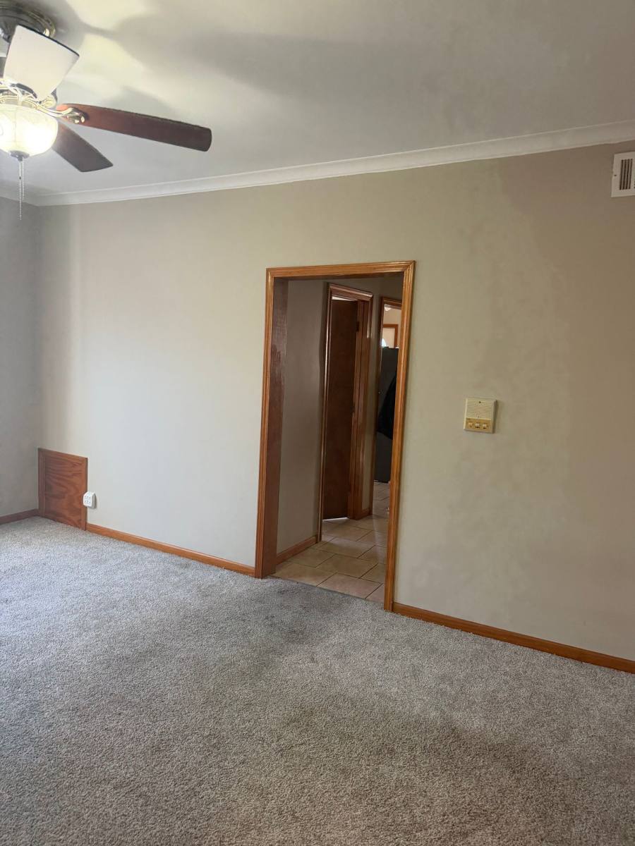 Apartment for rent at 7952 S Ashland Ave, Chicago, IL 60620