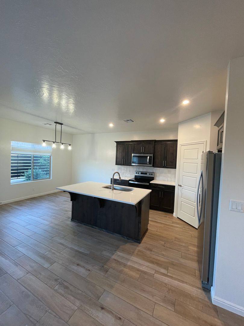 House for rent at 391 Deep Creek Dr, Washington, UT 84780