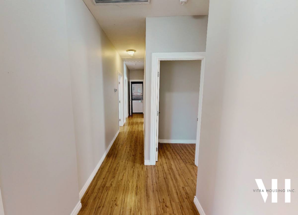 Apartment for rent at 2350 Portland St, Los Angeles, CA 90007