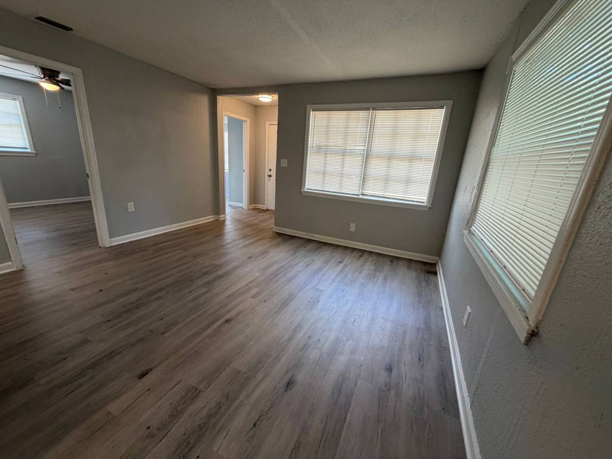 House for rent at 2410 18th Ave S, Saint Petersburg, FL 33712