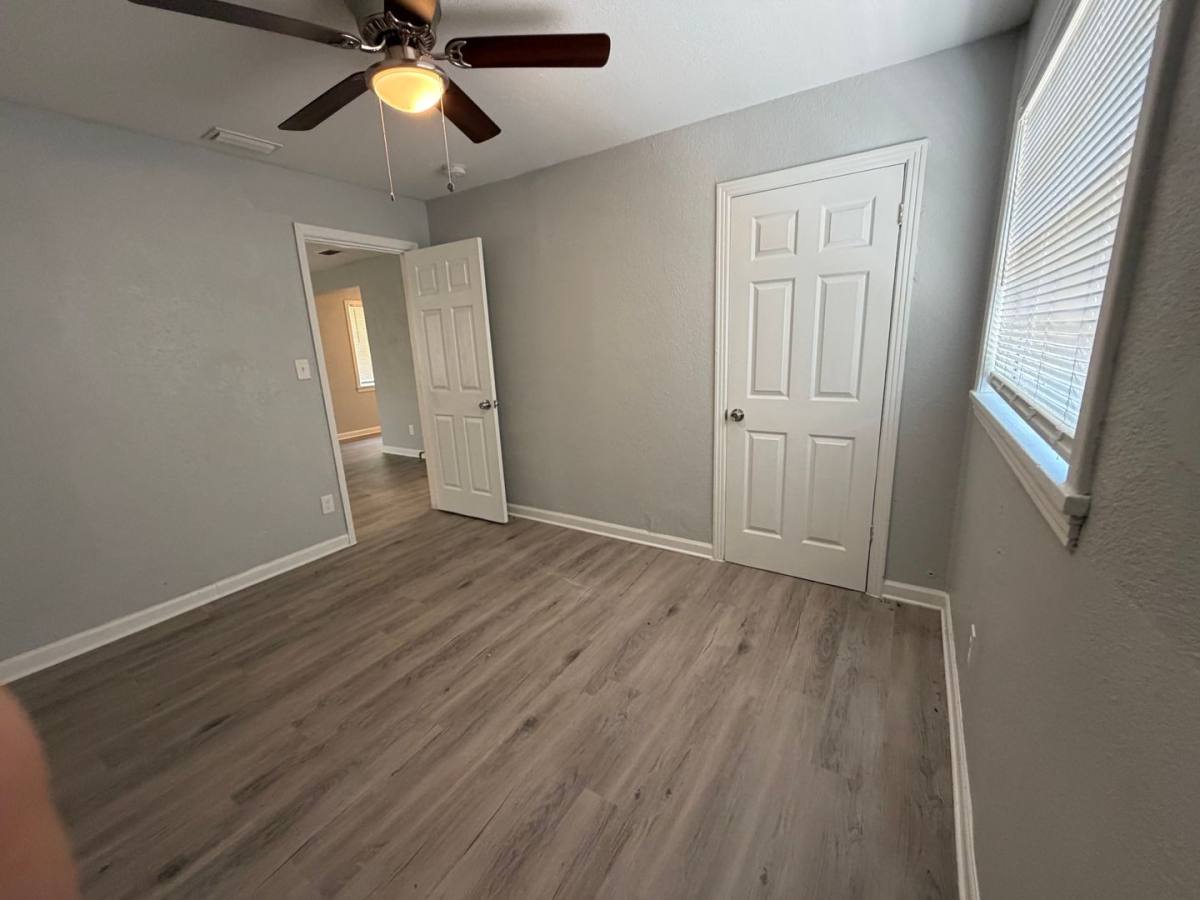 House for rent at 2410 18th Ave S, Saint Petersburg, FL 33712