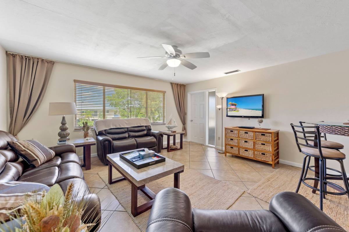 Condo for rent at 4802 Tudor Dr, Cape Coral, FL 33904