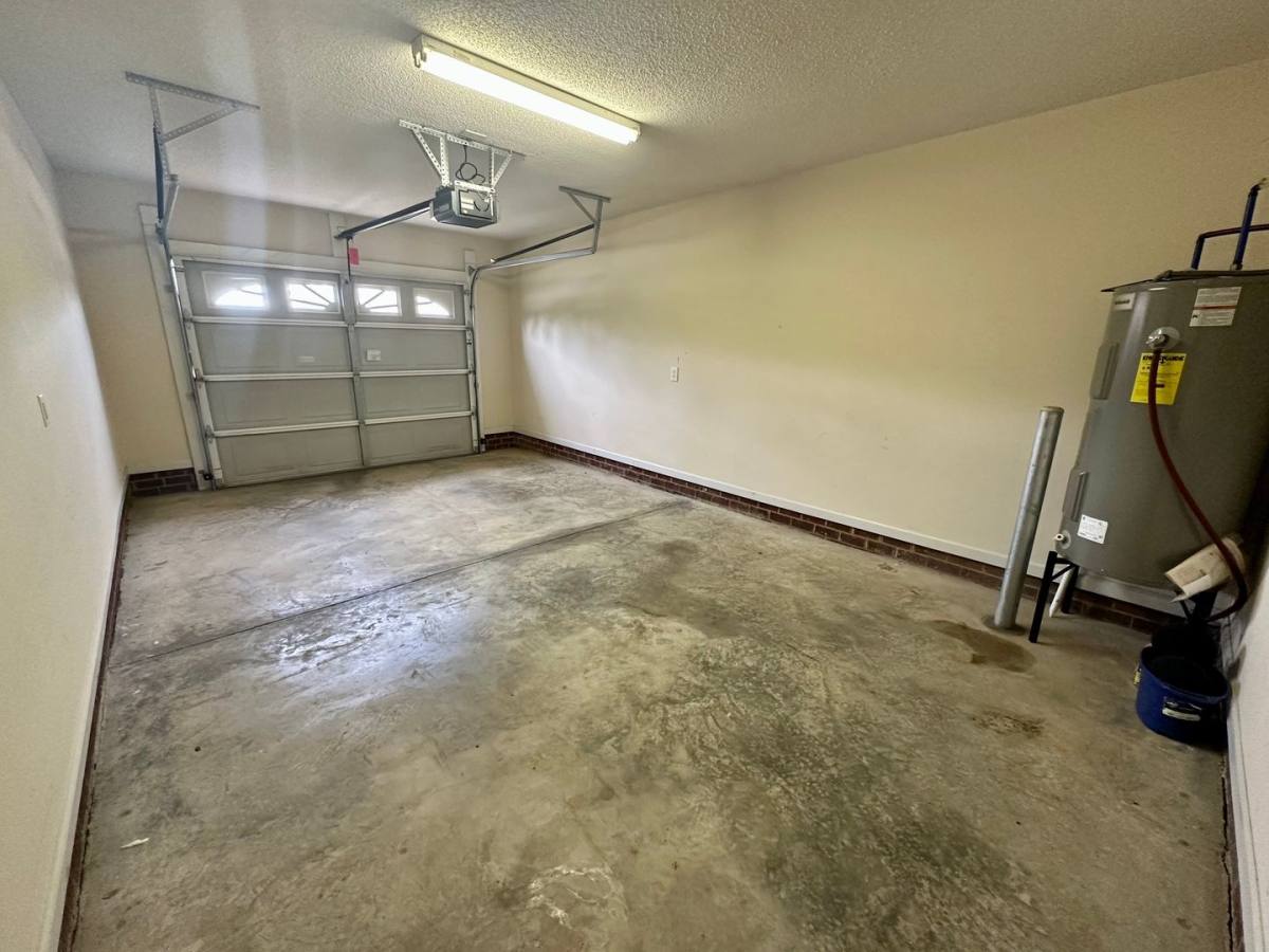 Townhouse for rent at 2290 Dartmouth Dr, Sumter, SC 29153