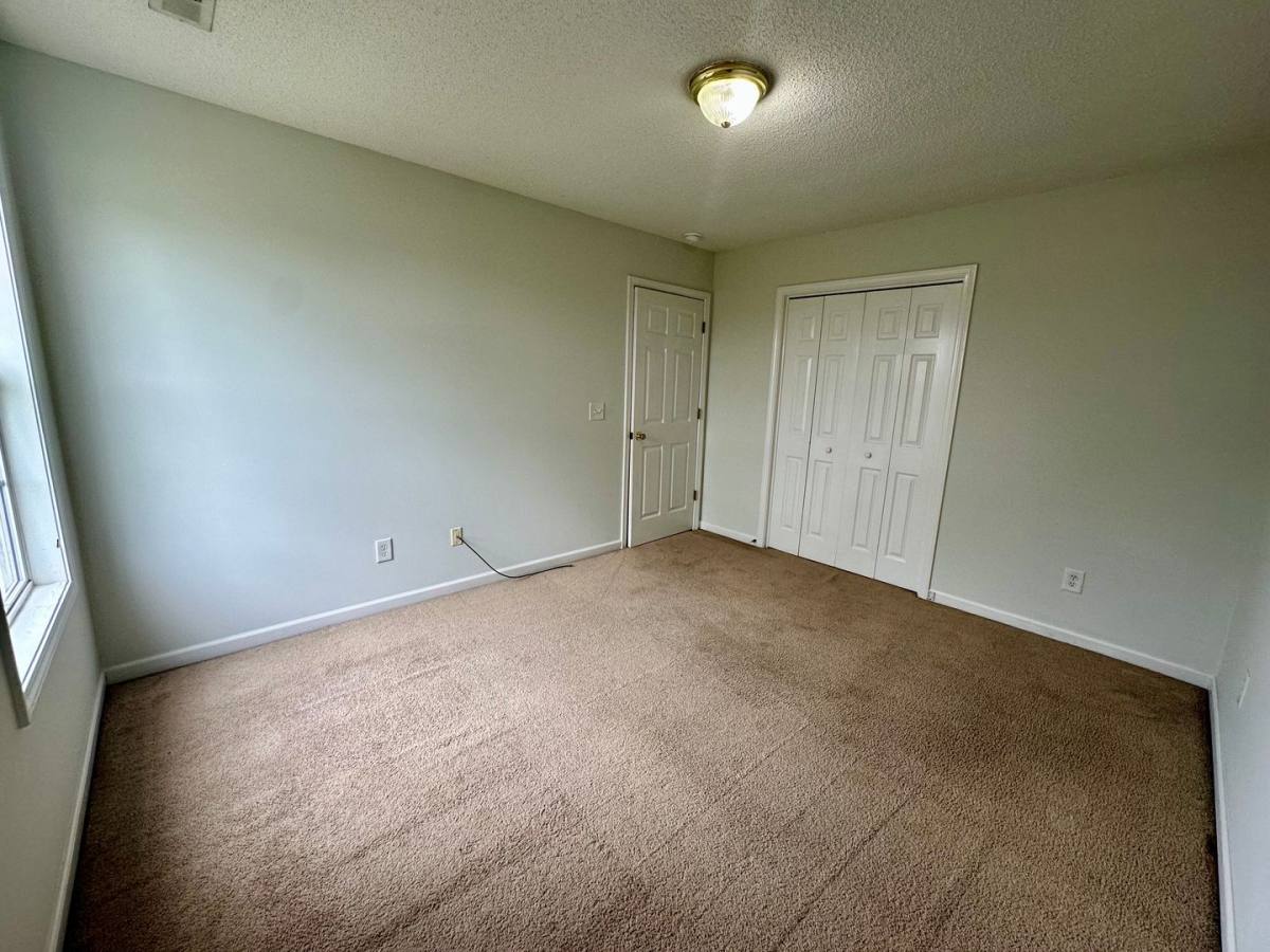 Townhouse for rent at 2290 Dartmouth Dr, Sumter, SC 29153