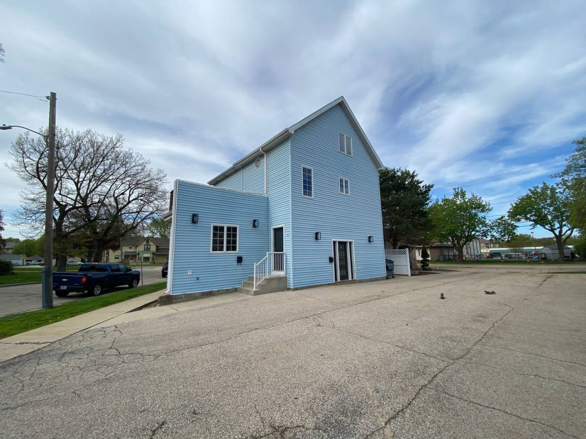 Apartment for rent at 201 S Pine St, Burlington, WI 53105