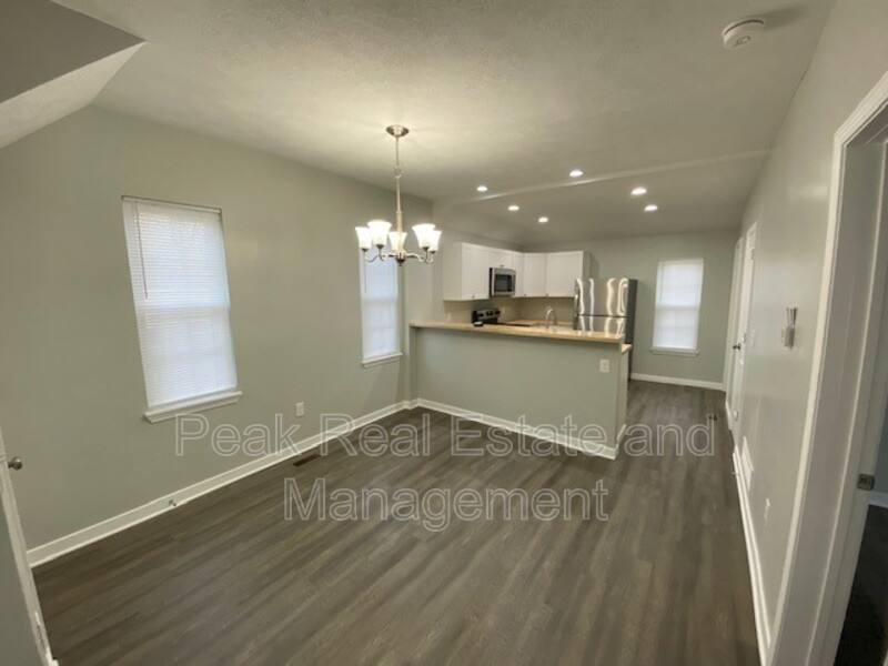 House for rent at 1011 Logan St SE, Grand Rapids, MI 49506