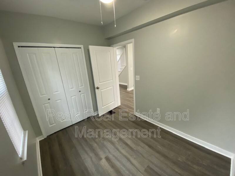 House for rent at 1011 Logan St SE, Grand Rapids, MI 49506
