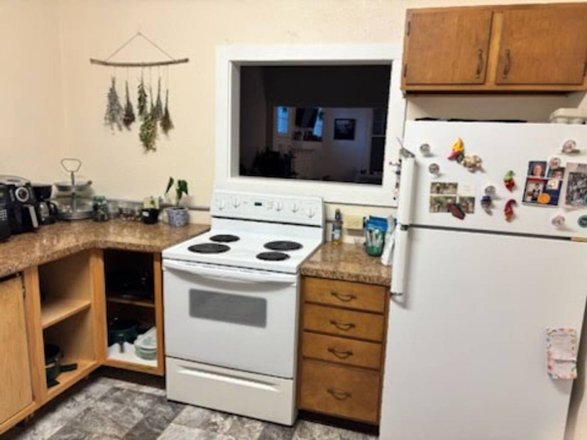Apartment for rent at 708 E 2nd Ave N, Columbus, MT 59019