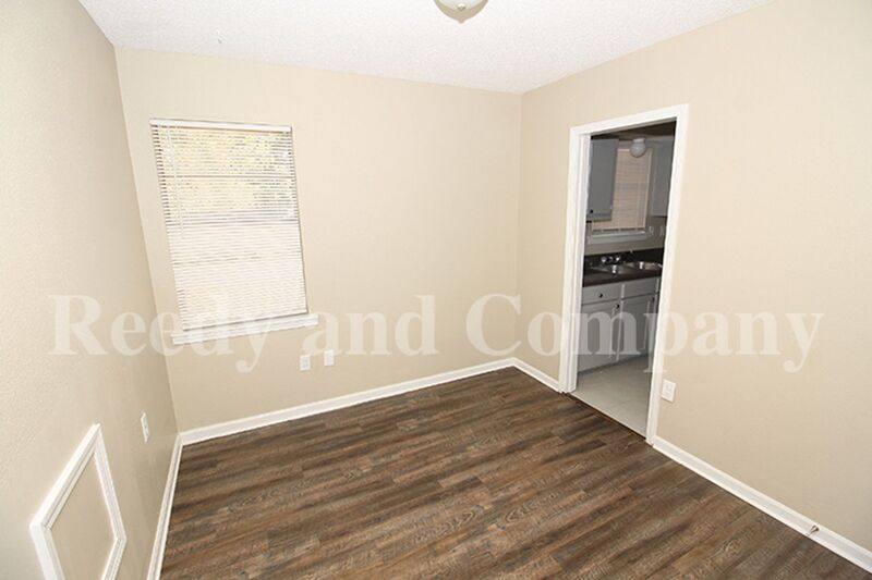 House for rent at 3230 Sweet Springs Dr, Memphis, TN 38128