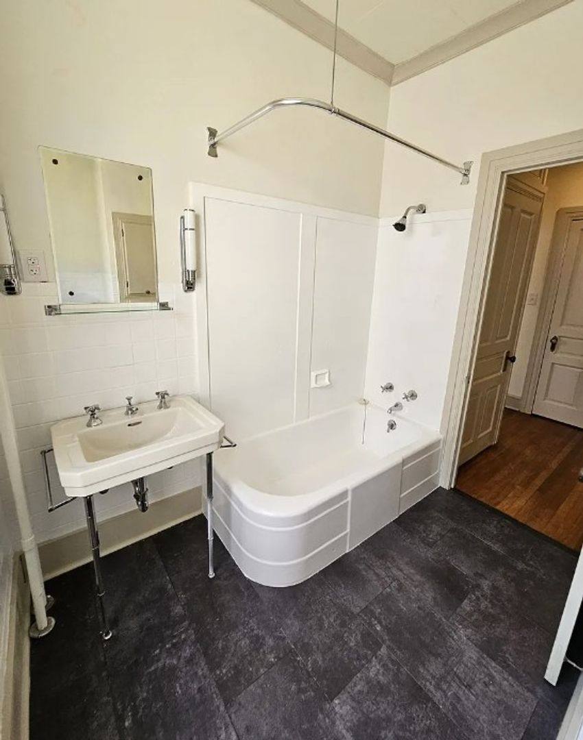 Apartment for rent at 748 Madison Ave, York, PA 17404
