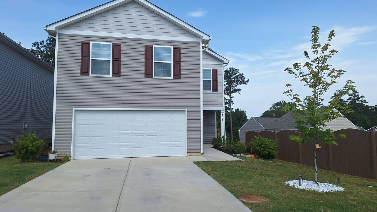 House for rent at 205 Dunham Rd, Columbia, SC 29209