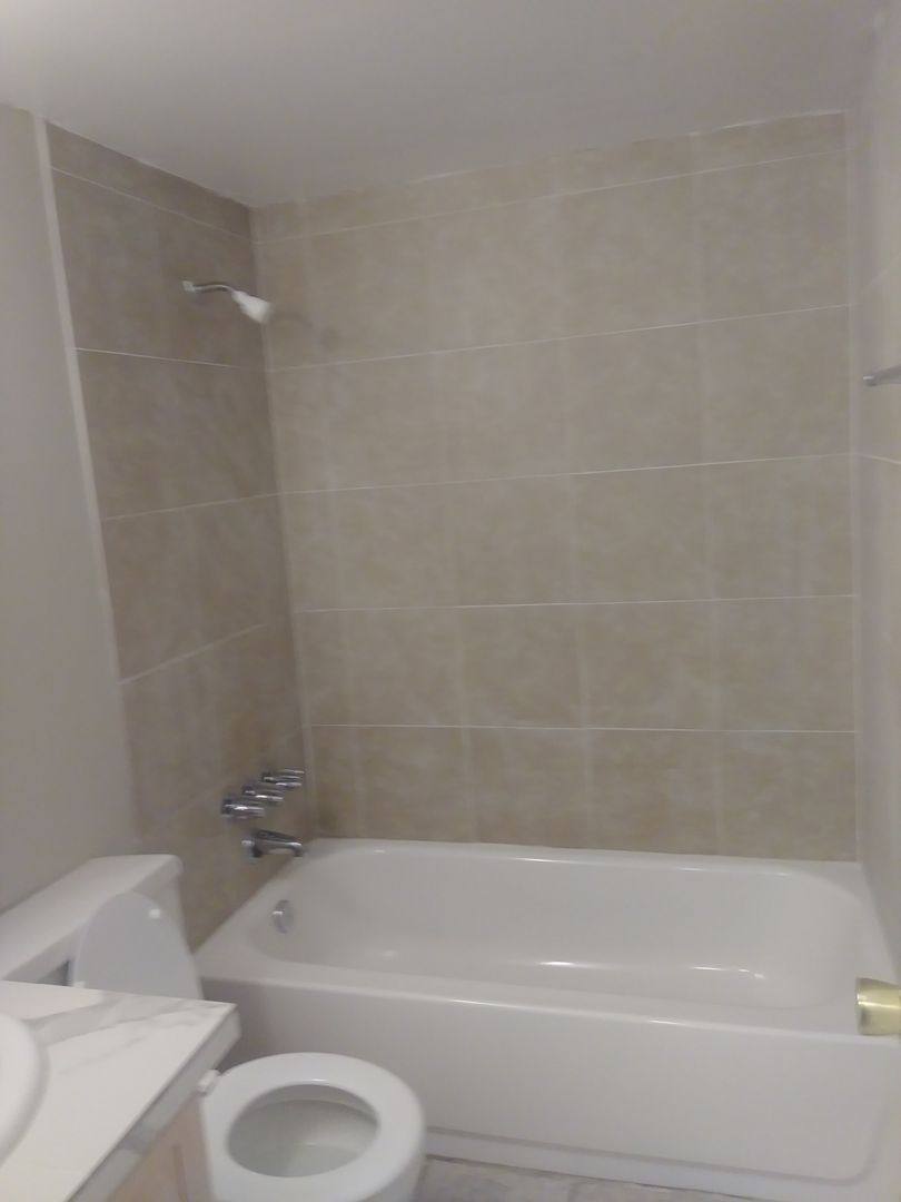 Apartment for rent at 300 N Dewey St #4, Eustis, FL 32726