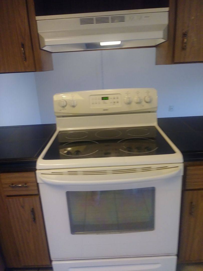 Apartment for rent at 300 N Dewey St #4, Eustis, FL 32726