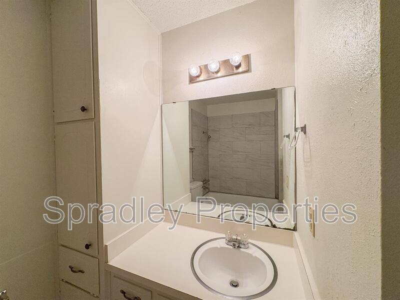 Apartment for rent at 405A Cheyenne Dr, Temple, TX 76504