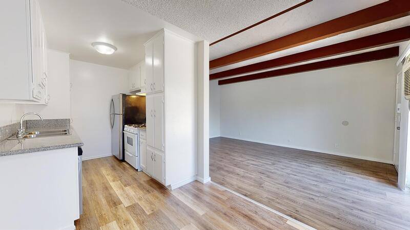 Apartment for rent at 425 N Hobart Blvd #207, Los Angeles, CA 90004