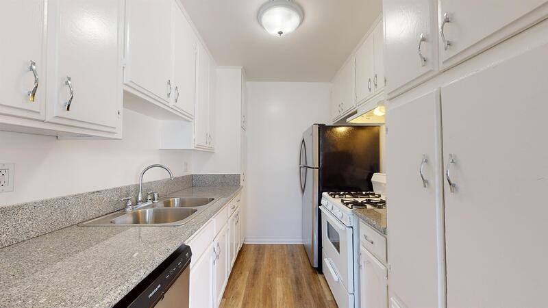 Apartment for rent at 425 N Hobart Blvd #207, Los Angeles, CA 90004